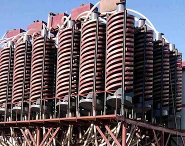 Spiral chute