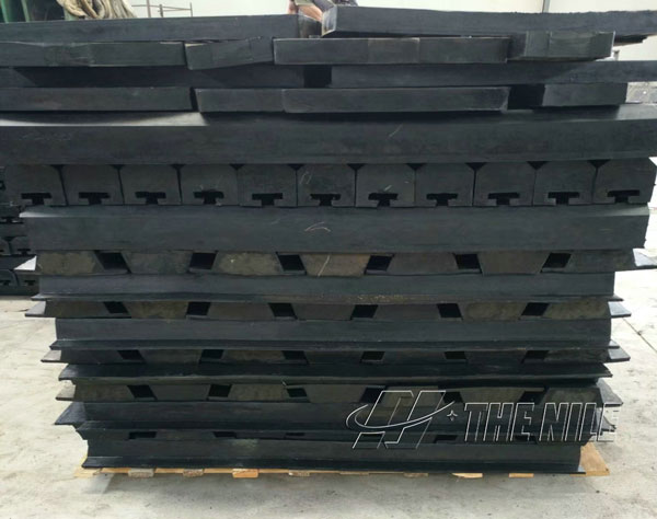 Rubber liner